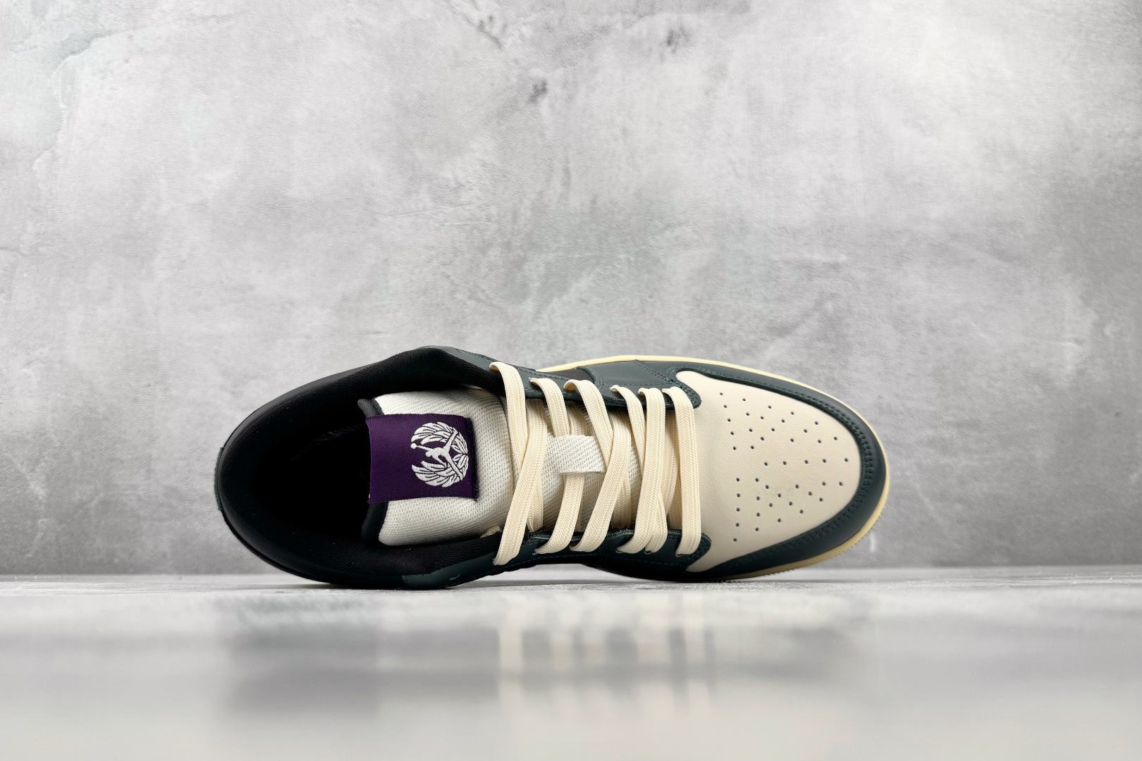 K版 综合版 Jordan Air Jordan 1 SE 绿色 货号:IW0771-338 尺码:36 36.5 37 K版 综合版 Jordan Air Jordan 1 SE 绿色 货号:IW0771-338 尺码:36 36.5 37