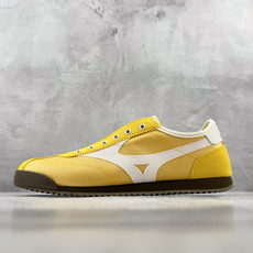 K13 Mizuno LG 60S SLIP-ON 芒果黄 货号:D1GH 尺码:36 36.5 37.5 38 38. K13 Mizuno LG 60S SLIP-ON 芒果黄 货号:D1GH 尺码:36 36.5 37.5 38 38.