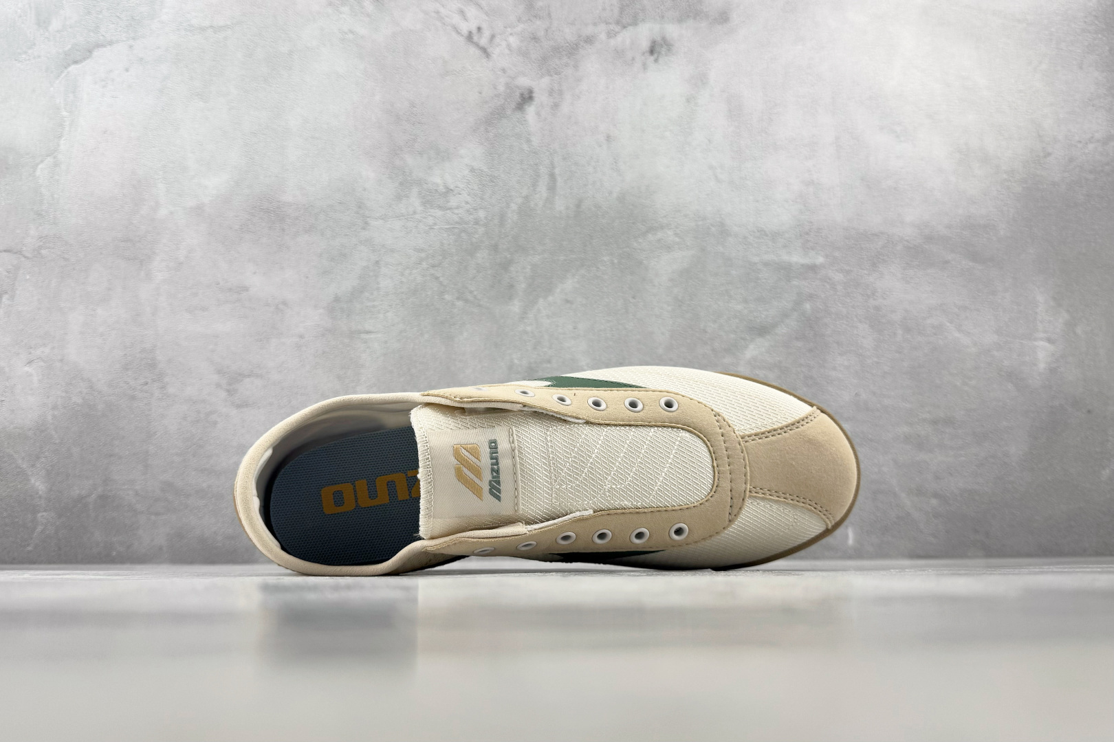 K13 Mizuno LG 60S SLIP-ON 米白 货号:D1GH 尺码:36 36.5 37.5 38 38.5 K13 Mizuno LG 60S SLIP-ON 米白 货号:D1GH 尺码:36 36.5 37.5 38 38.5