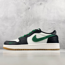 XC Jordan Air Jordan 1 Retro OG 白黑绿 货号:IR2283-030 尺码:36 36.5 XC Jordan Air Jordan 1 Retro OG 白黑绿 货号:IR2283-030 尺码:36 36.5