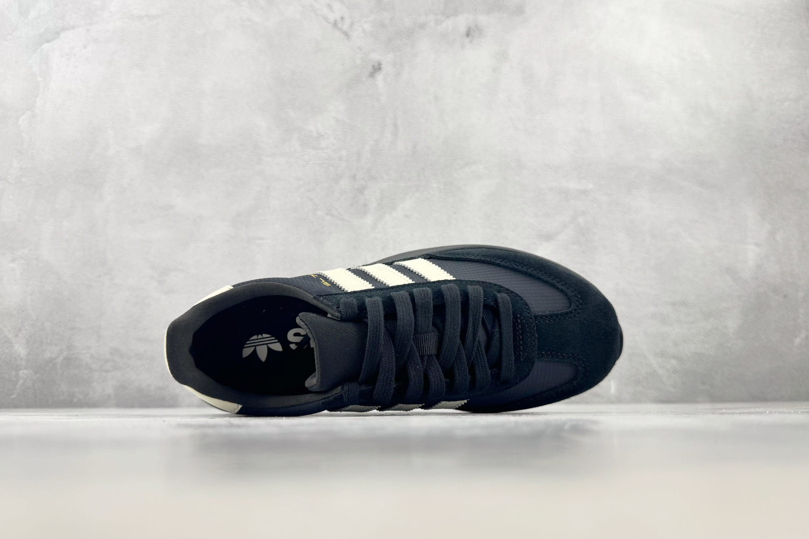 ZG 性价比天花板 adidas originals SL 72 黑白 货号:KK3073 尺码:35.5 36 36. ZG 性价比天花板 adidas originals SL 72 黑白 货号:KK3073 尺码:35.5 36 36.