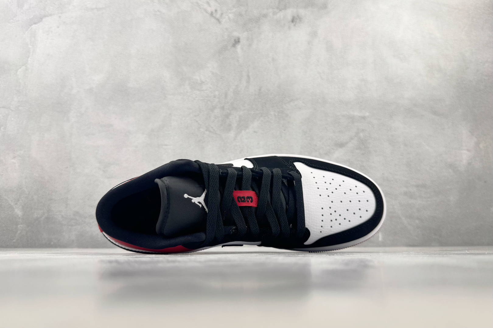 Mok Jordan Air Jordan 1 Low“Black Toe” 黑脚趾 黑红白 货号:-116 尺码:36 Mok Jordan Air Jordan 1 Low“Black Toe” 黑脚趾 黑红白 货号:-116 尺码:36