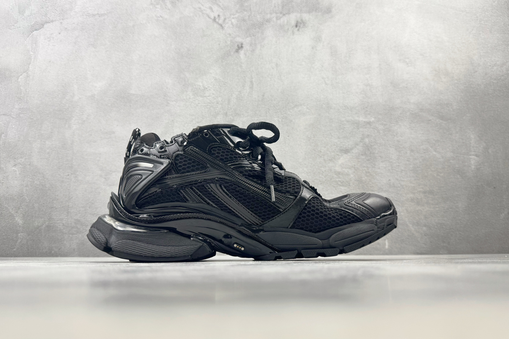 XA 最新外贸批次 Balenciaga巴黎世家 Runner 黑色 货号： WRNLD 1000 尺码：35 36 3