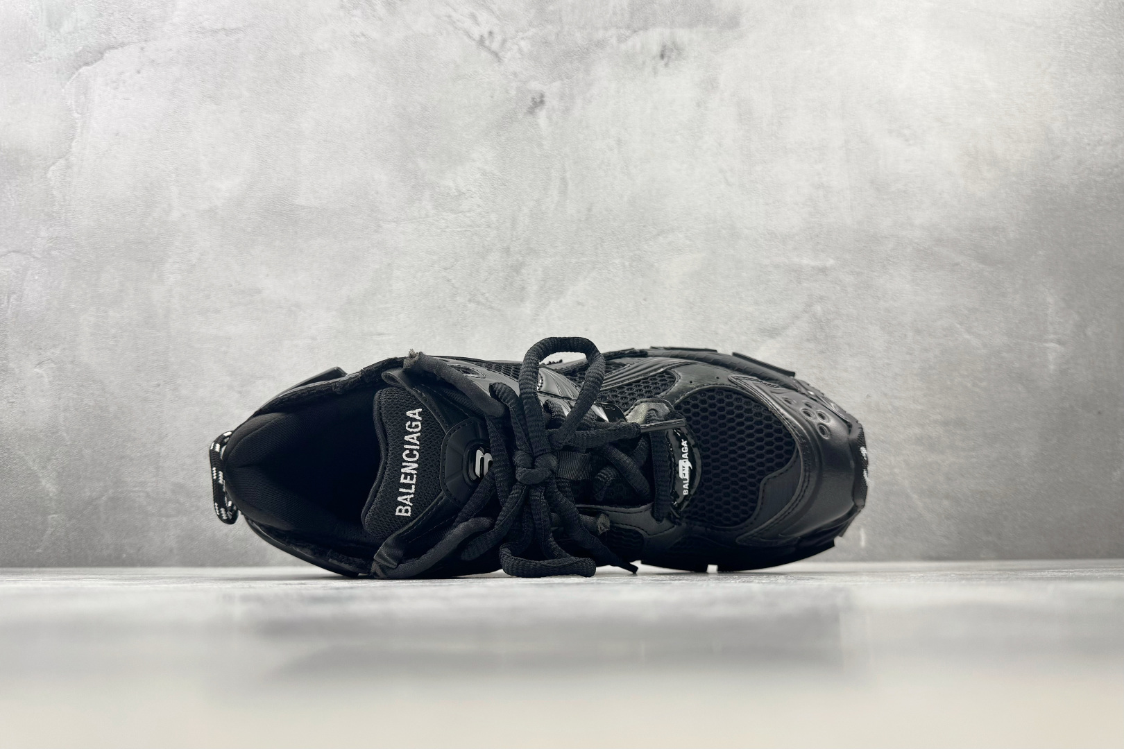 XA 最新外贸批次 Balenciaga巴黎世家 Runner 黑色 货号： WRNLD 1000 尺码：35 36 3