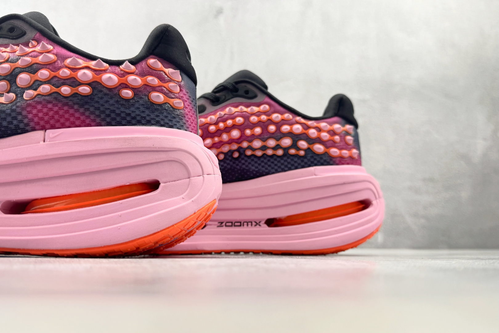 HC Nike Vomero Premium 紫色 货号 ：IR2168 003 尺码：36 36.5 37 37.5 