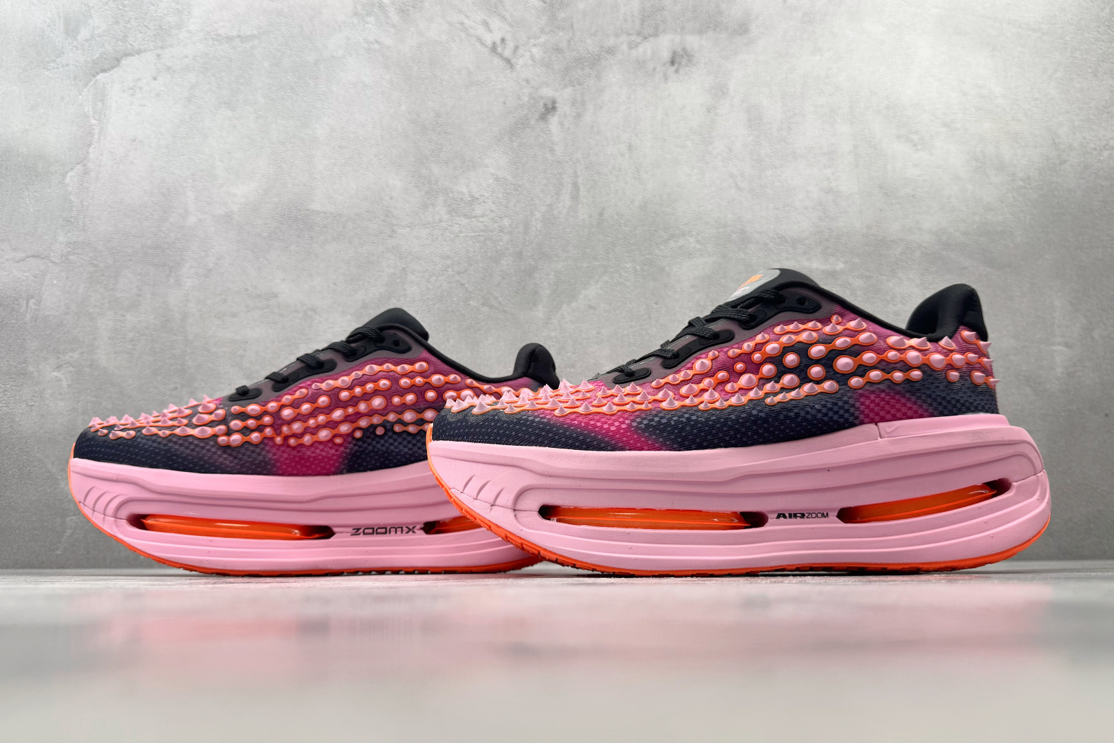 HC Nike Vomero Premium 紫色 货号 ：IR2168 003 尺码：36 36.5 37 37.5 