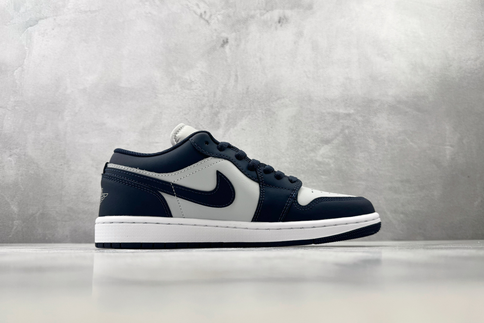DT 公司级 Jordan Air Jordan 1 灰蓝 货号：IV6045 451 尺码：40 40.5 41 42