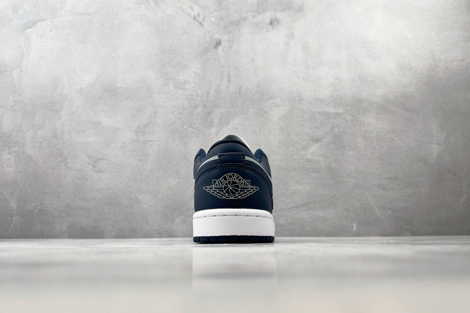 DT 公司级 Jordan Air Jordan 1 灰蓝 货号：IV6045 451 尺码：40 40.5 41 42