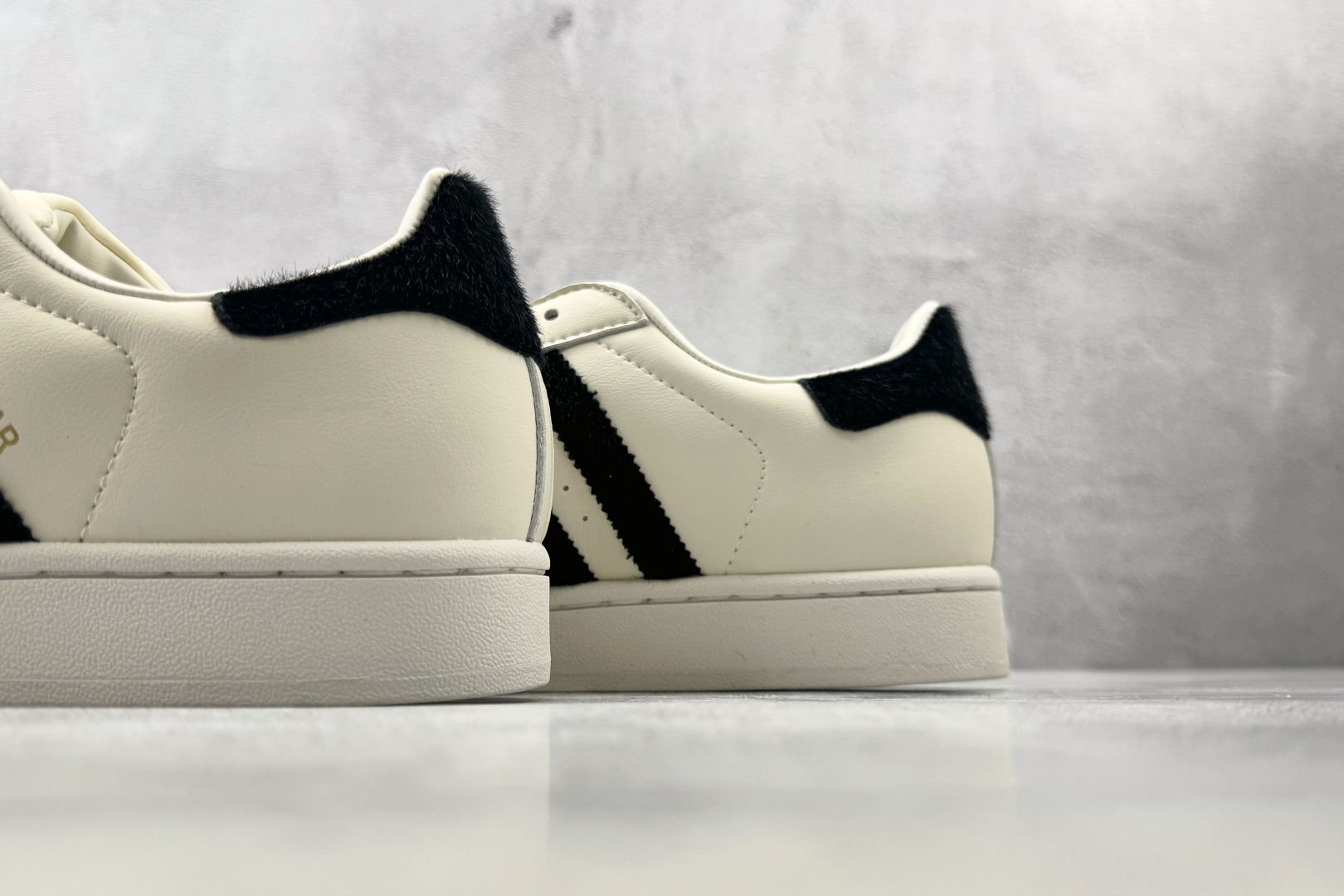 XP/H11 平台专供 adidas originals Superstar 2 汉玉白 货号: KJ4683 尺码：3