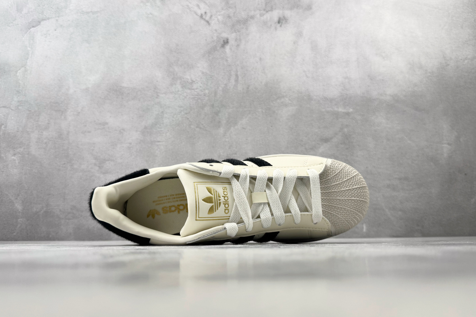 XP/H11 平台专供 adidas originals Superstar 2 汉玉白 货号: KJ4683 尺码：3