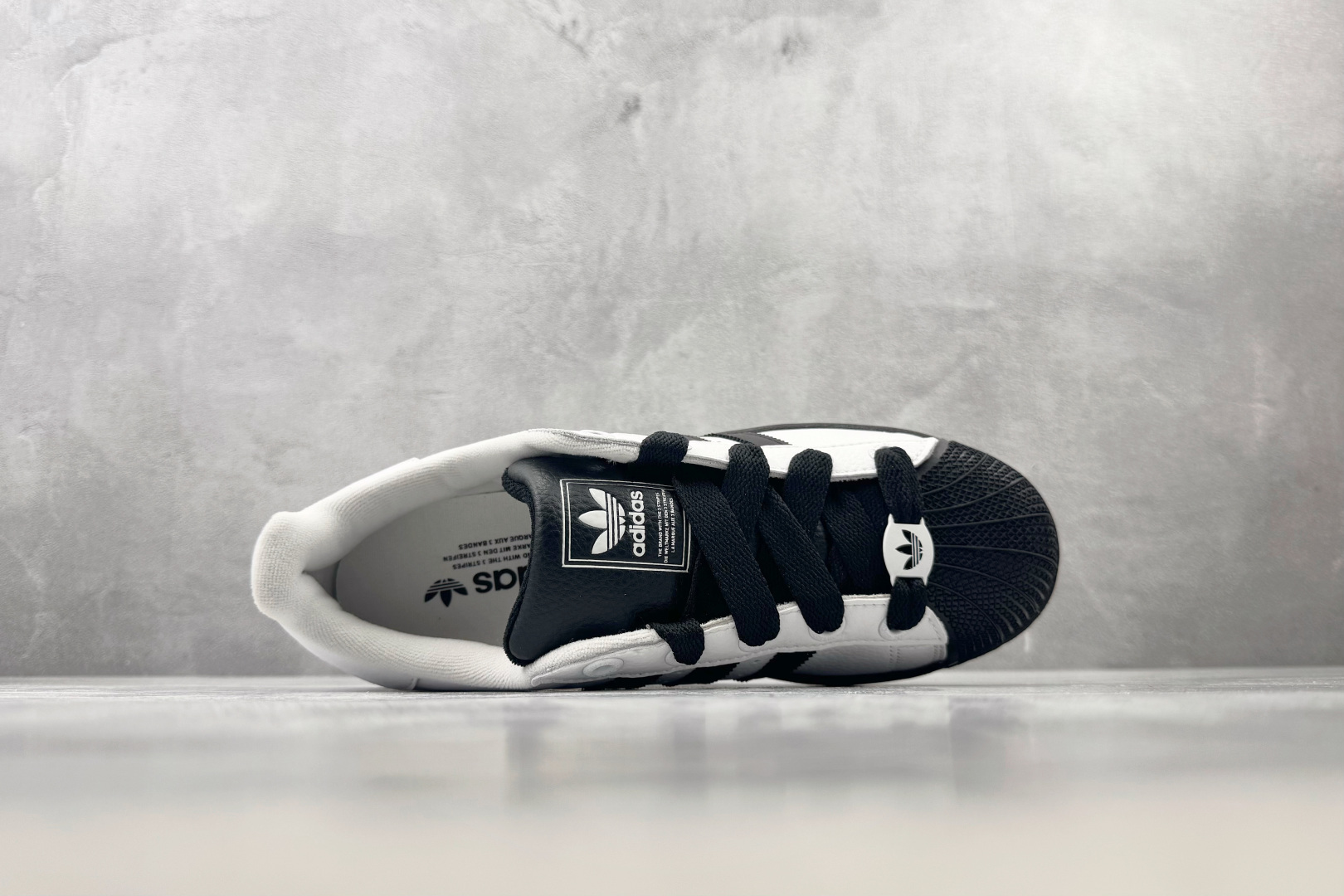 完美还原 正确版本 adidas originals Superstar 2 黑白 货号：JI0124 尺码：35.5 