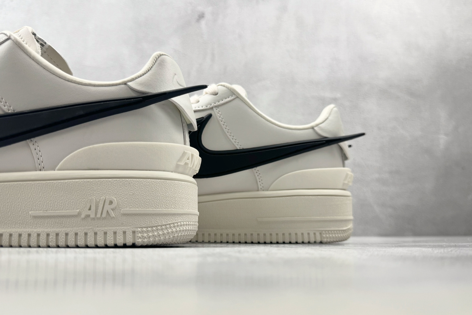 PB 外贸批次 Nike × AMBUSH Air Force 1 LOW 白色 货号：DV3464-002 尺码：35