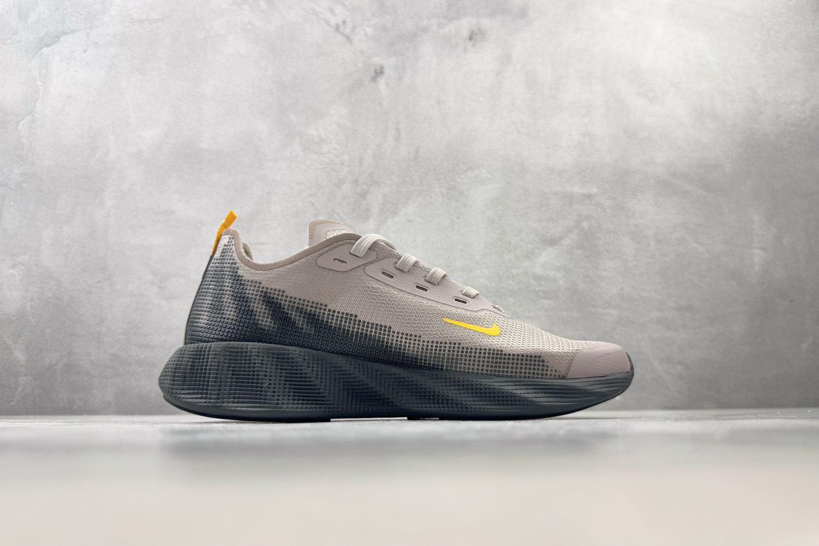 ST Nike AVA X MESH 雾灰 货号：IQ7633-002 尺码：36 36.5 37.5 38 38.5 