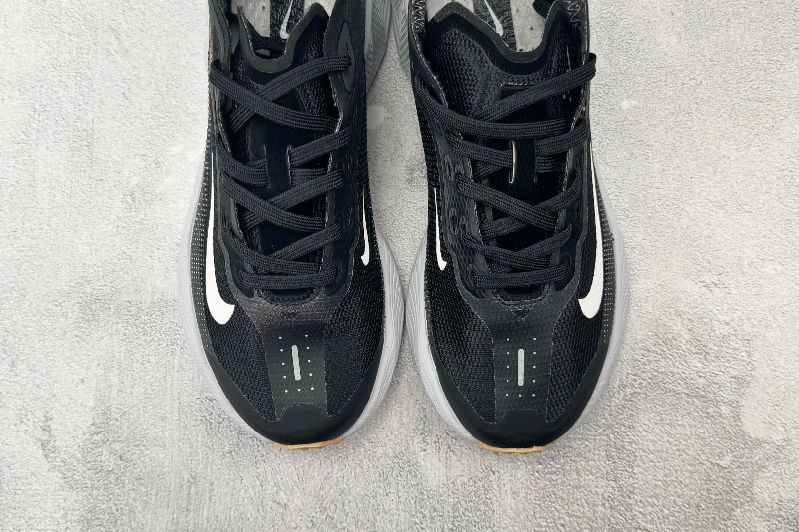 ST Nike AVA X 黑白 货号：IQ7633-003 尺码：36 36.5 37.5 38 38.5 39 40