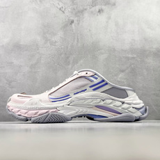 XA 最新外贸批次 Balenciaga巴黎世家 Triple S .2 淡紫色拼粉红色 货号:WTSM05550 尺码 XA 最新外贸批次 Balenciaga巴黎世家 Triple S .2 淡紫色拼粉红色 货号:WTSM05550 尺码