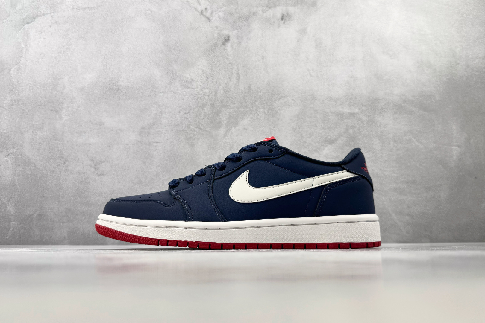 K2 Jordan Air Jordan 1 RETRO LOW OG 蓝白 货号:IX8478-410 尺码:36 3 K2 Jordan Air Jordan 1 RETRO LOW OG 蓝白 货号:IX8478-410 尺码:36 3