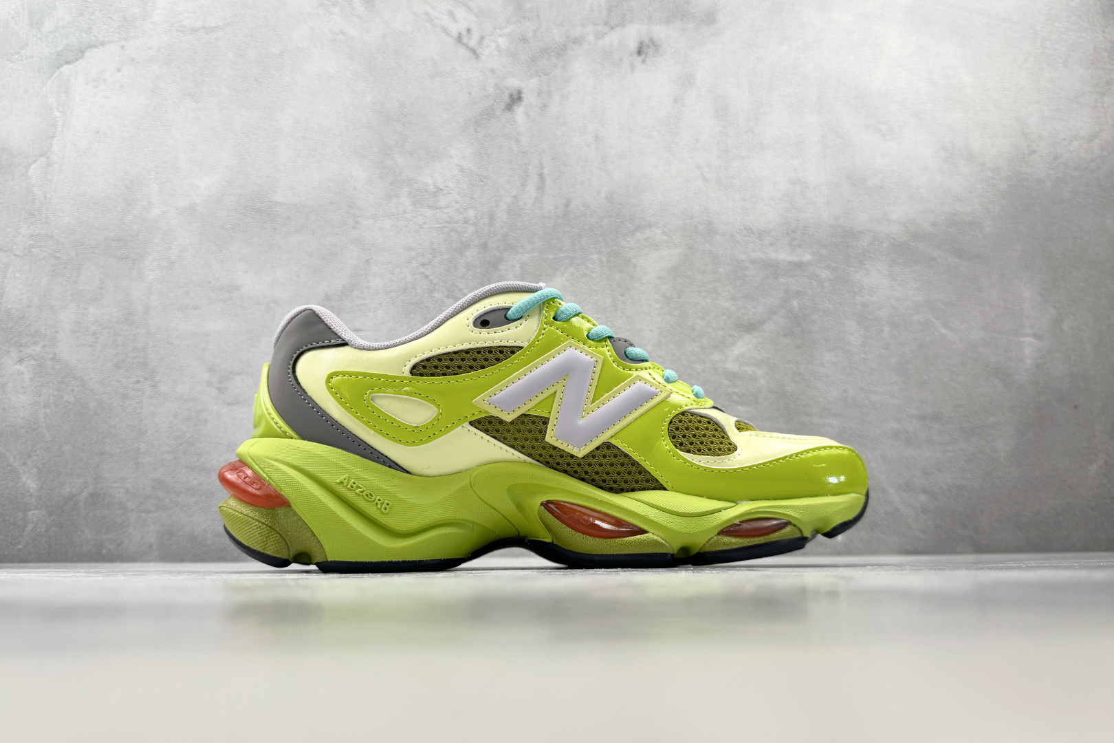 FC 纯原出品 New Balance NB 983 灰绿 货号：U9834EV 尺码：36 36.5 37.5 38 