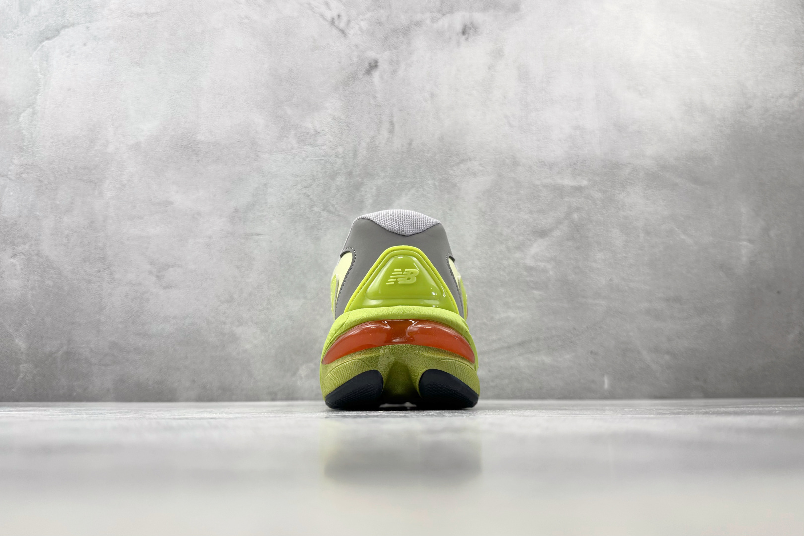 FC 纯原出品 New Balance NB 983 灰绿 货号：U9834EV 尺码：36 36.5 37.5 38 