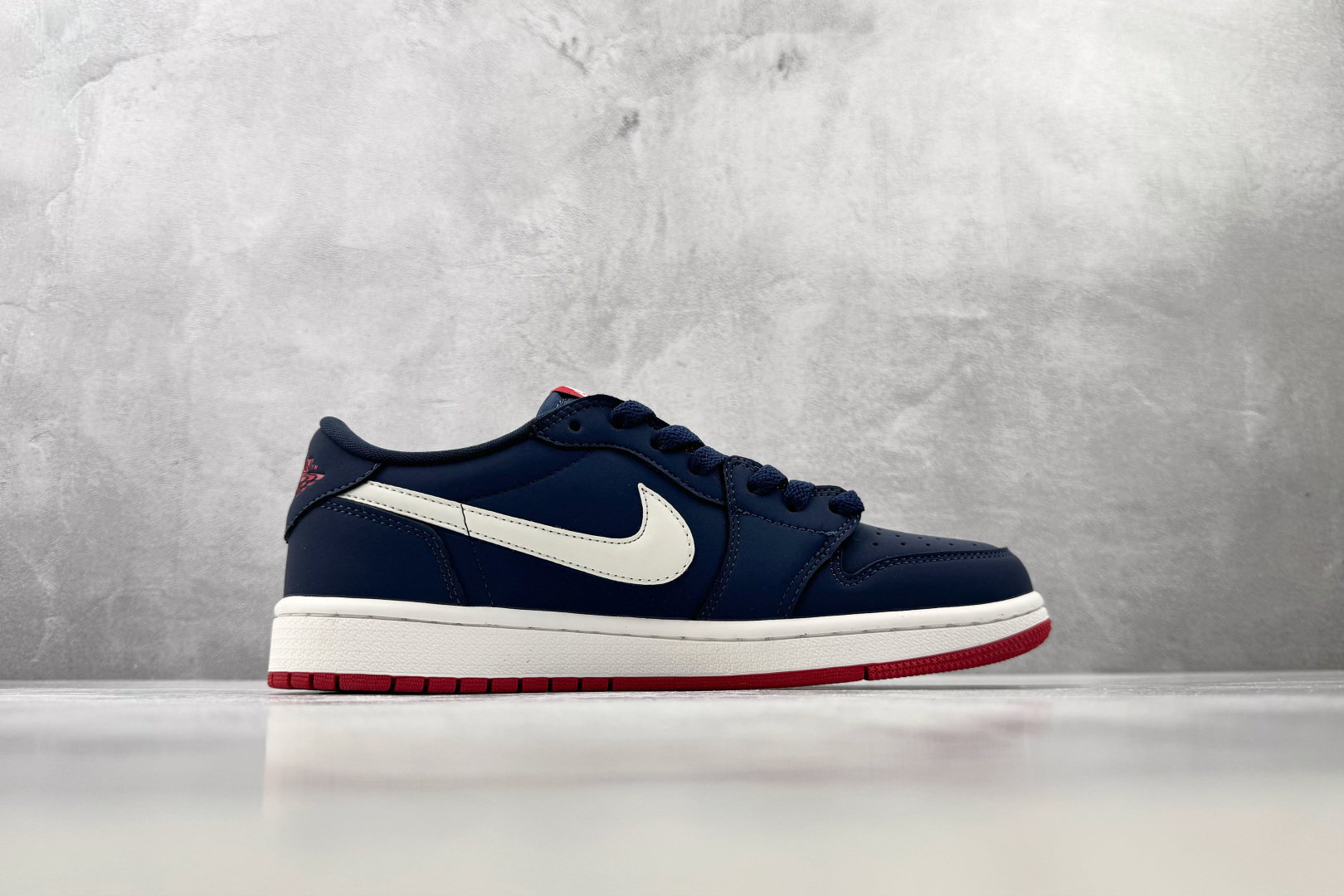 K2 Jordan Air Jordan 1 RETRO LOW OG 蓝白 货号：IX8478-410 尺码：36 3