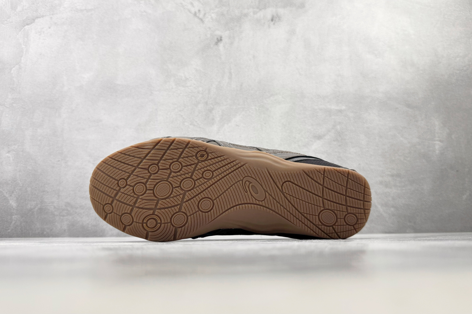 XC2.0 ASICS GEL-PHAI Z 深咖 货号：1203B126-200 尺码：36 36.5 37.5 38