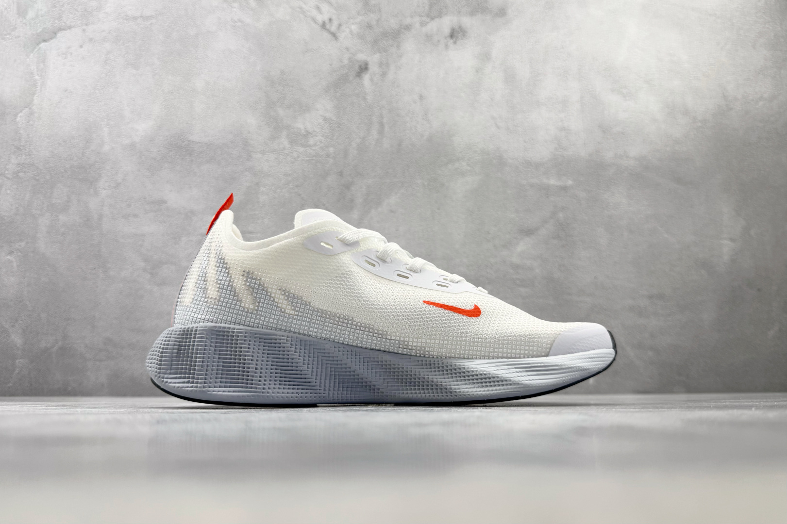 ST Nike AVA X MESH 白橙 货号：IQ7633-101 尺码：36 36.5 37.5 38 38.5 