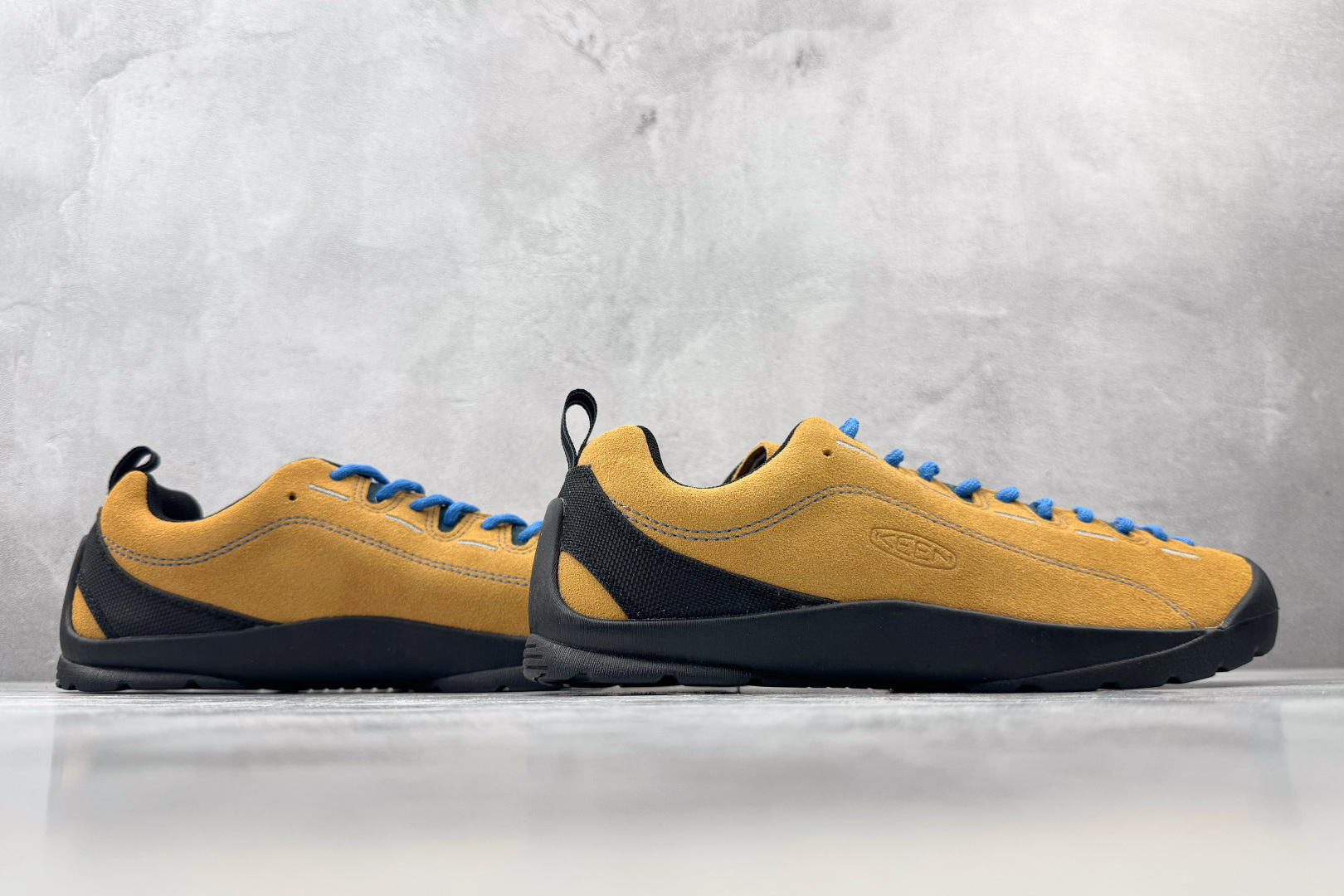 总裁 公司级 顶级纯原 Keen Jasper 橙色 货号： 尺码：36 36.5 37 38.5 39 40 40.5