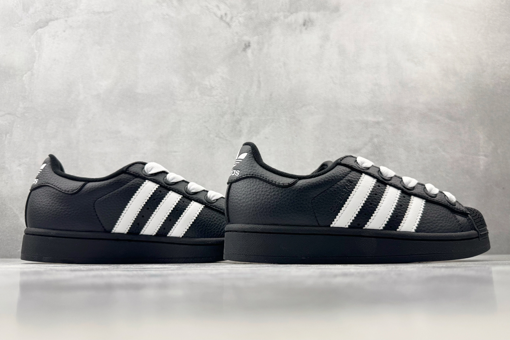 adidas originals Superstar 2 黑白色 货号:KK4474 尺码:35.5 36 36.5 3 adidas originals Superstar 2 黑白色 货号:KK4474 尺码:35.5 36 36.5 3