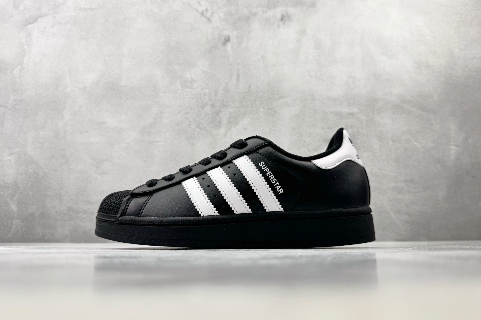 adidas originals Superstar 2 黑白色 货号：JI0079 尺码：35.5 36 36.5 3