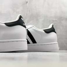adidas originals Superstar 2 白色 货号:IH8659 尺码:35.5 36 36.5 37 adidas originals Superstar 2 白色 货号:IH8659 尺码:35.5 36 36.5 37