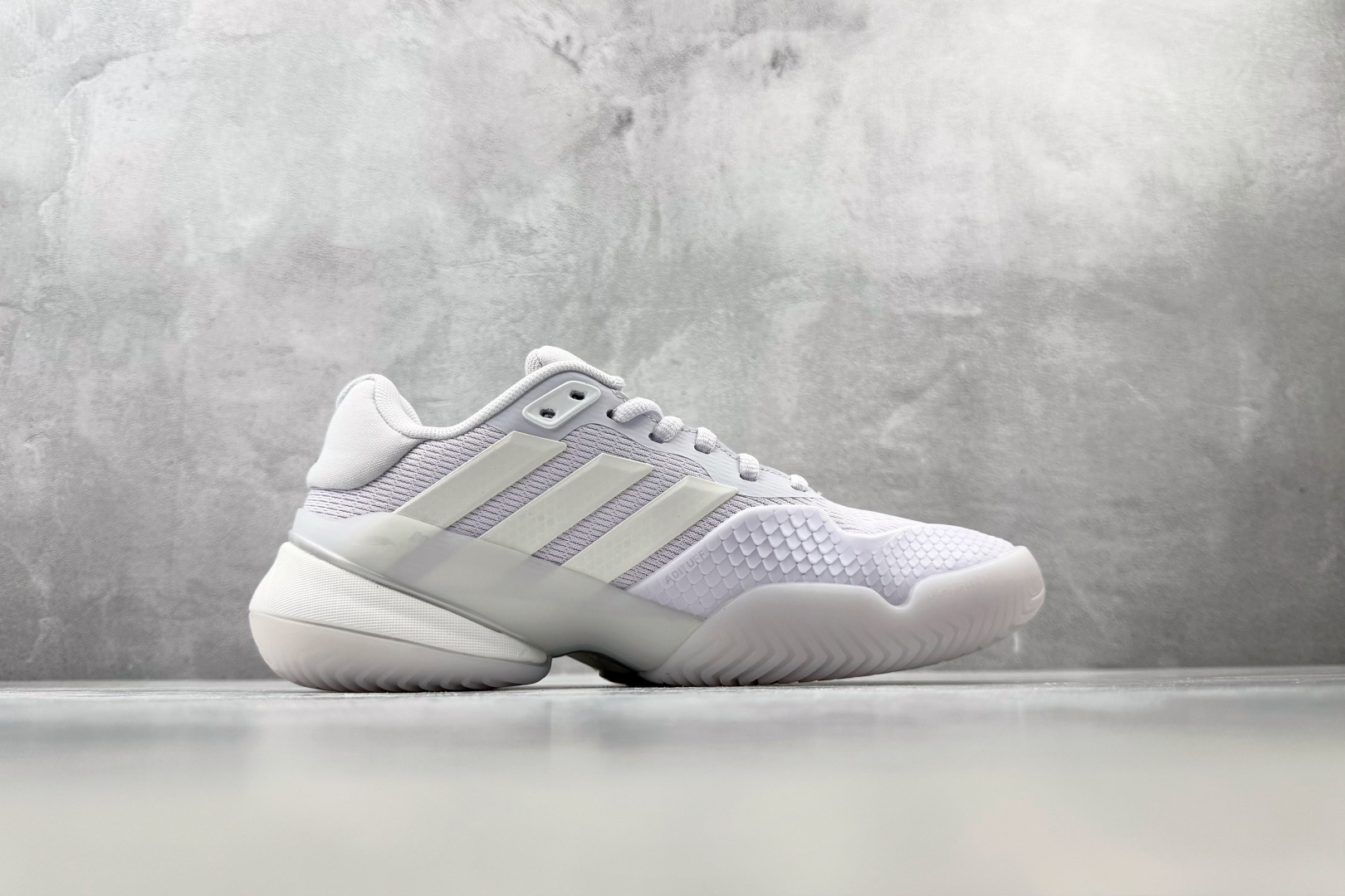 3A adidas BARRICADE 14 紫色 货号：KK4480 尺码：36 36.5 37 38.5 39 40