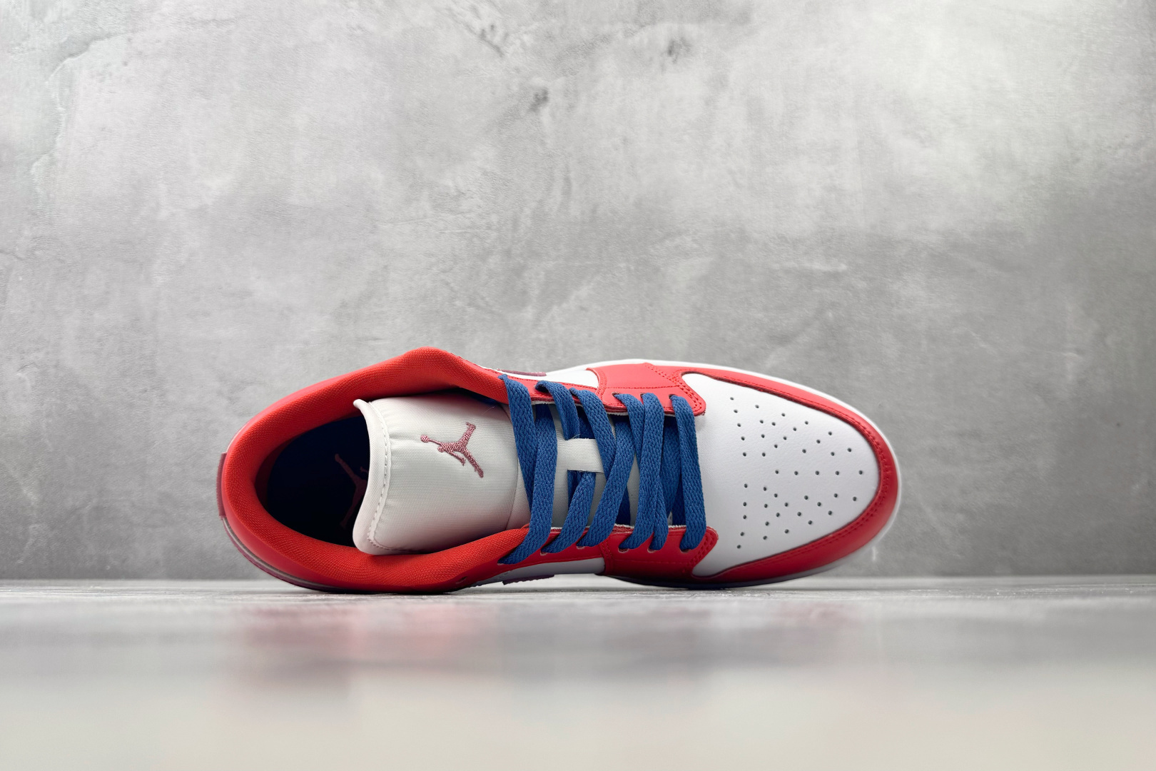 K版 综合版 Jordan Air Jordan 1 粉红 货号：DC0774 608 尺码：36 36.5 37.5 