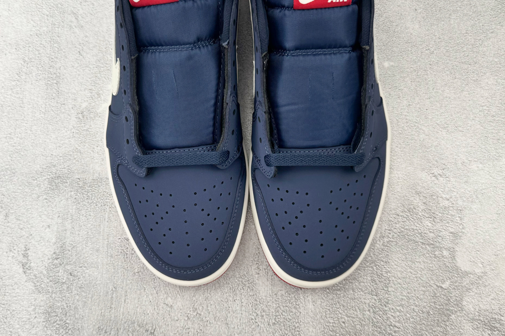 F2 外贸F版最强平替 Jordan Air Jordan 1 RETRO LOW OG 蓝白 货号：IX8478-41