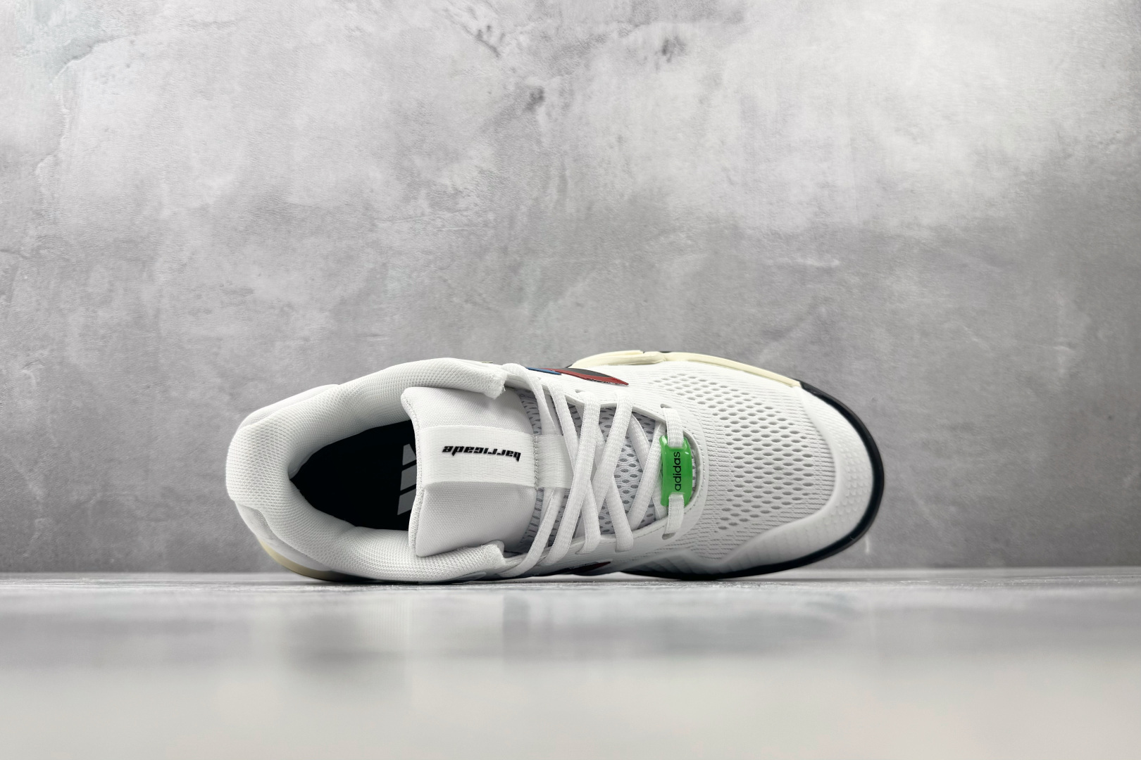 3A adidas BARRICADE 14 云白 货号：KK3845 尺码：40.5 41 42 42.5 43 44