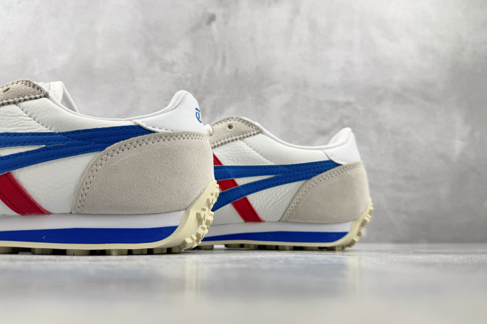 SC Onitsuka Tiger鬼塚虎 Edr 78 白蓝红色 货号:1183B411-101 尺码:36 36.5 SC Onitsuka Tiger鬼塚虎 Edr 78 白蓝红色 货号:1183B411-101 尺码:36 36.5
