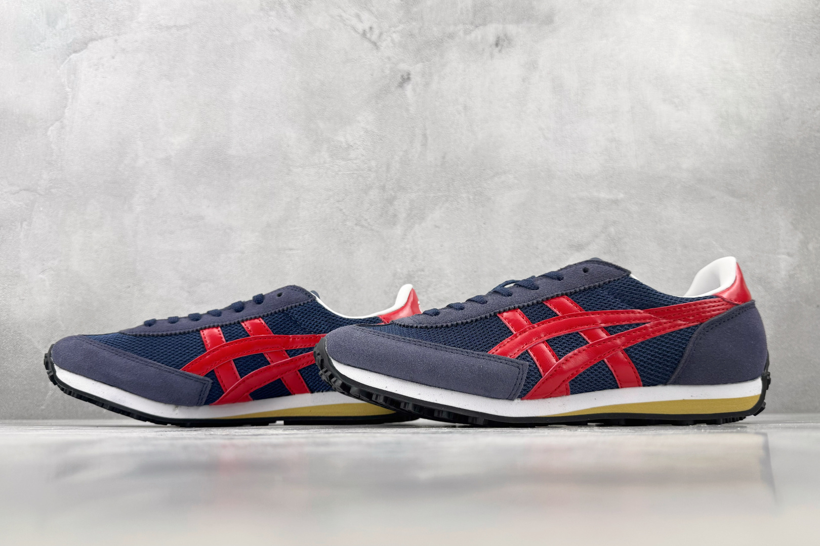 SC Onitsuka Tiger鬼塚虎 Edr 78 深蓝红 货号:1183B395-400 尺码:36 36.5 3 SC Onitsuka Tiger鬼塚虎 Edr 78 深蓝红 货号:1183B395-400 尺码:36 36.5 3
