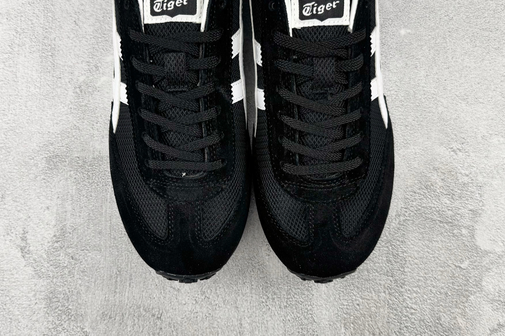 SC Onitsuka Tiger鬼塚虎 Edr 78 黑色 货号:1183B395-001 尺码:36 36.5 37 SC Onitsuka Tiger鬼塚虎 Edr 78 黑色 货号:1183B395-001 尺码:36 36.5 37