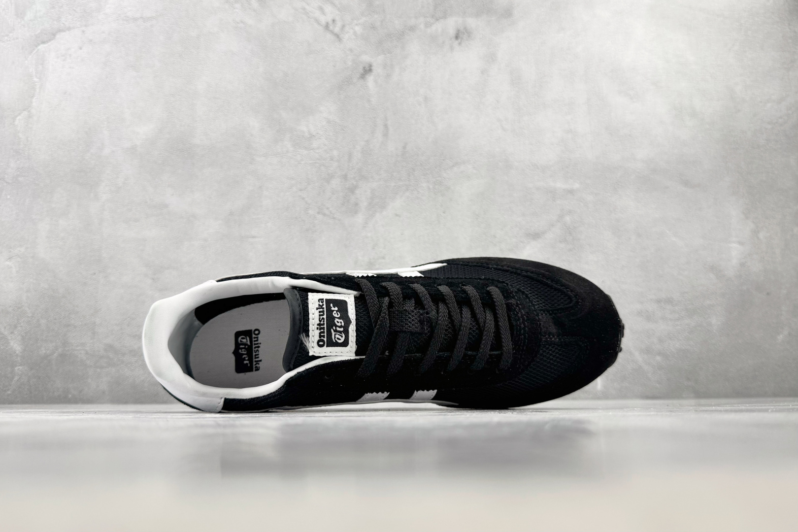 SC Onitsuka Tiger鬼塚虎 Edr 78 黑色 货号:1183B395-001 尺码:36 36.5 37 SC Onitsuka Tiger鬼塚虎 Edr 78 黑色 货号:1183B395-001 尺码:36 36.5 37