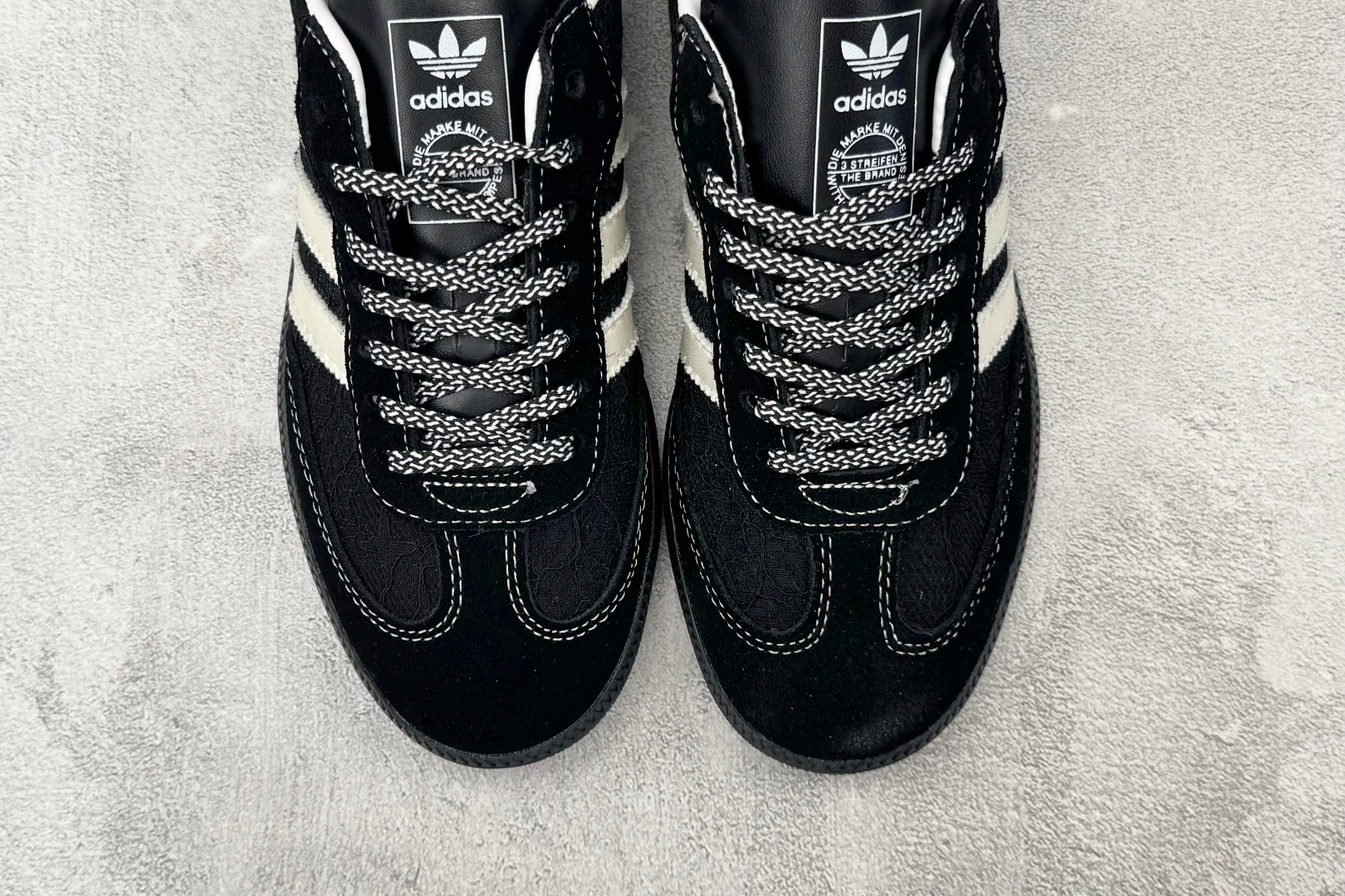 R 版出口订单 adidas originals SAMBA OG 蕾丝黑 货号：KH7842 尺码：35.5 36 3