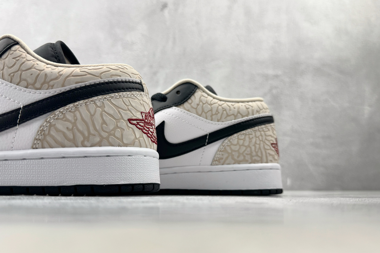 K版 综合版 Jordan Air Jordan 1 SE 黑白棕 货号：IQ5490-007 尺码：36 36.5 3