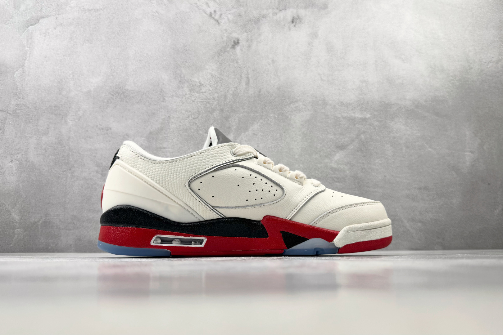 HJ Jordan Air Jordan Sixty Plus Low 白红 货号:IH2047-100 尺码:36 3 HJ Jordan Air Jordan Sixty Plus Low 白红 货号:IH2047-100 尺码:36 3