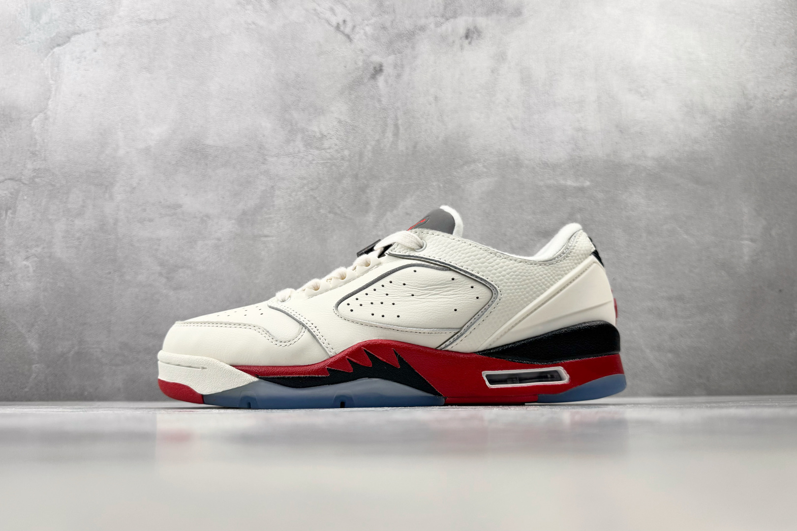 HJ Jordan Air Jordan Sixty Plus Low 白红 货号：IH2047-100 尺码：36 3
