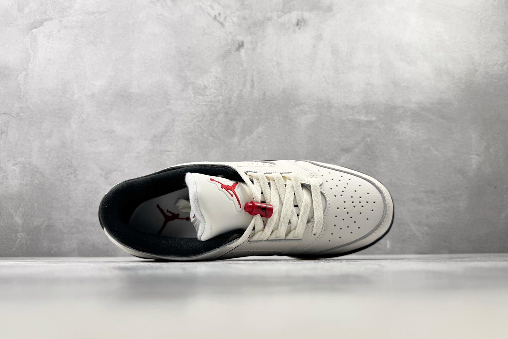 HJ Jordan Air Jordan Sixty Plus 米白 货号：IH2047-005 尺码：36 36.5 