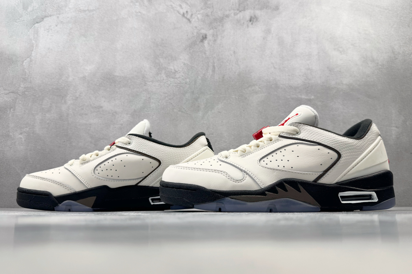 HJ Jordan Air Jordan Sixty Plus 米白 货号：IH2047-005 尺码：36 36.5 