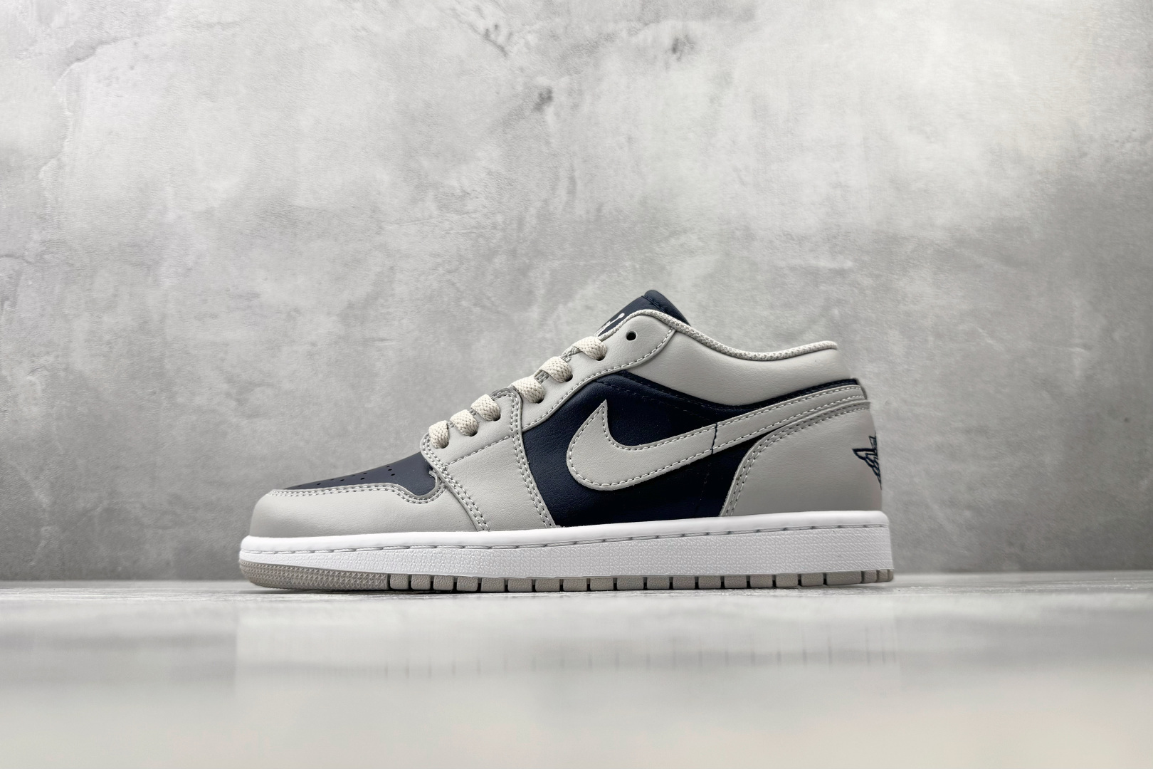 K版/徐 综合版 Jordan Air Jordan 1 灰蓝色 货号：-058 尺码：36 36.5 37 38 38