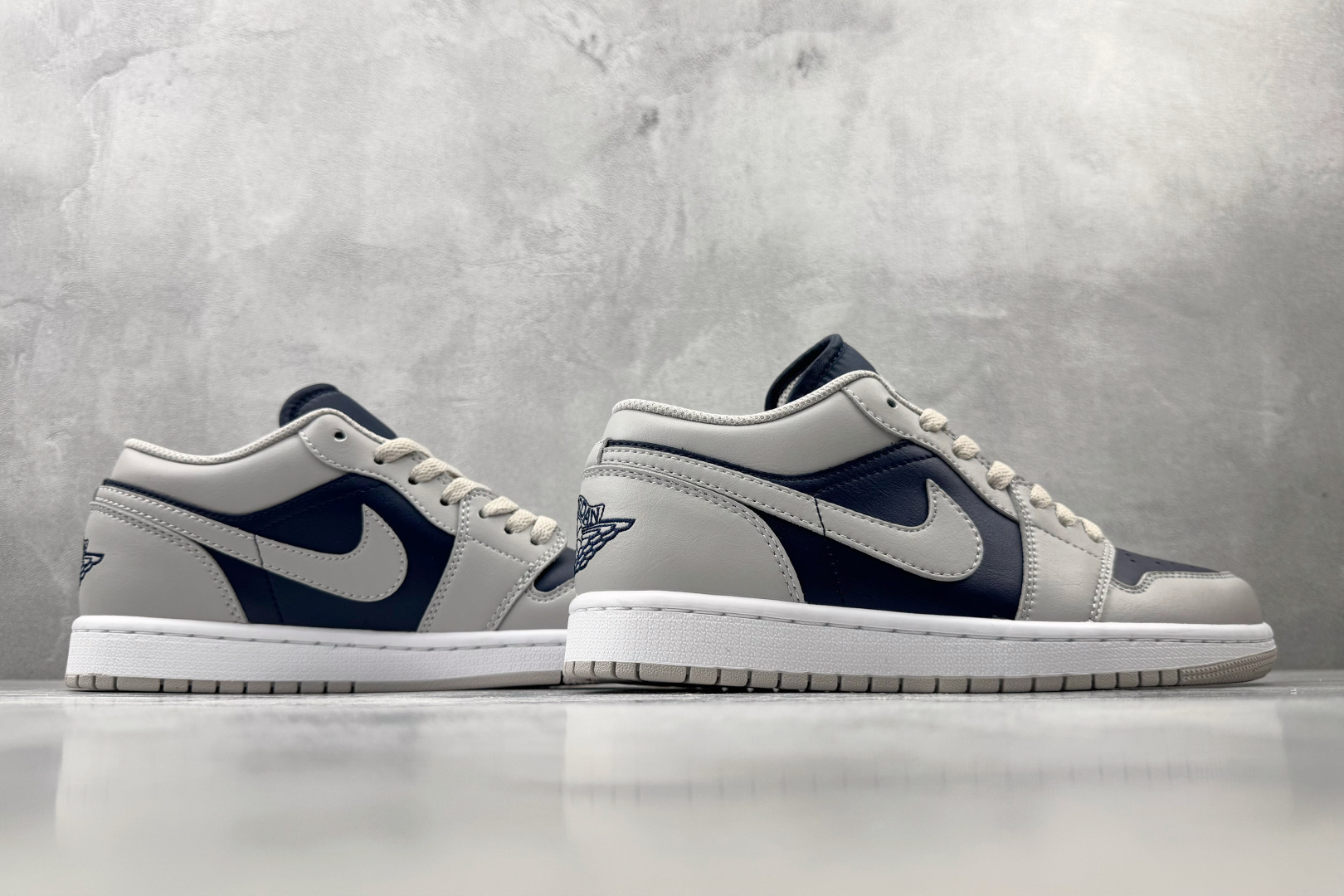 K版/徐 综合版 Jordan Air Jordan 1 灰蓝色 货号：-058 尺码：36 36.5 37 38 38
