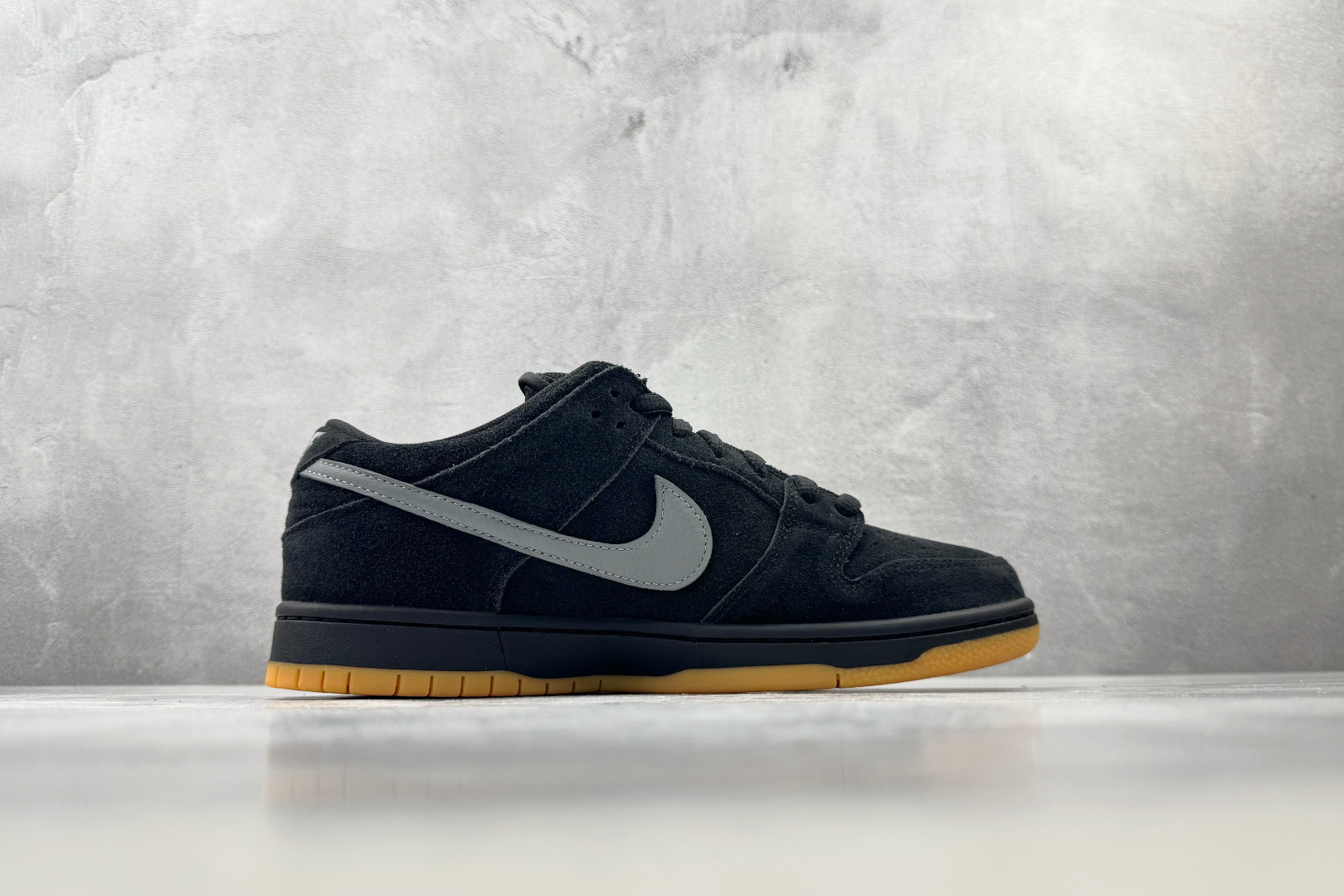 N版 东南亚订单 Nike Dunk SB Pro "fog" 黑色 货号：BQ6817-010 尺码：35.5 36 