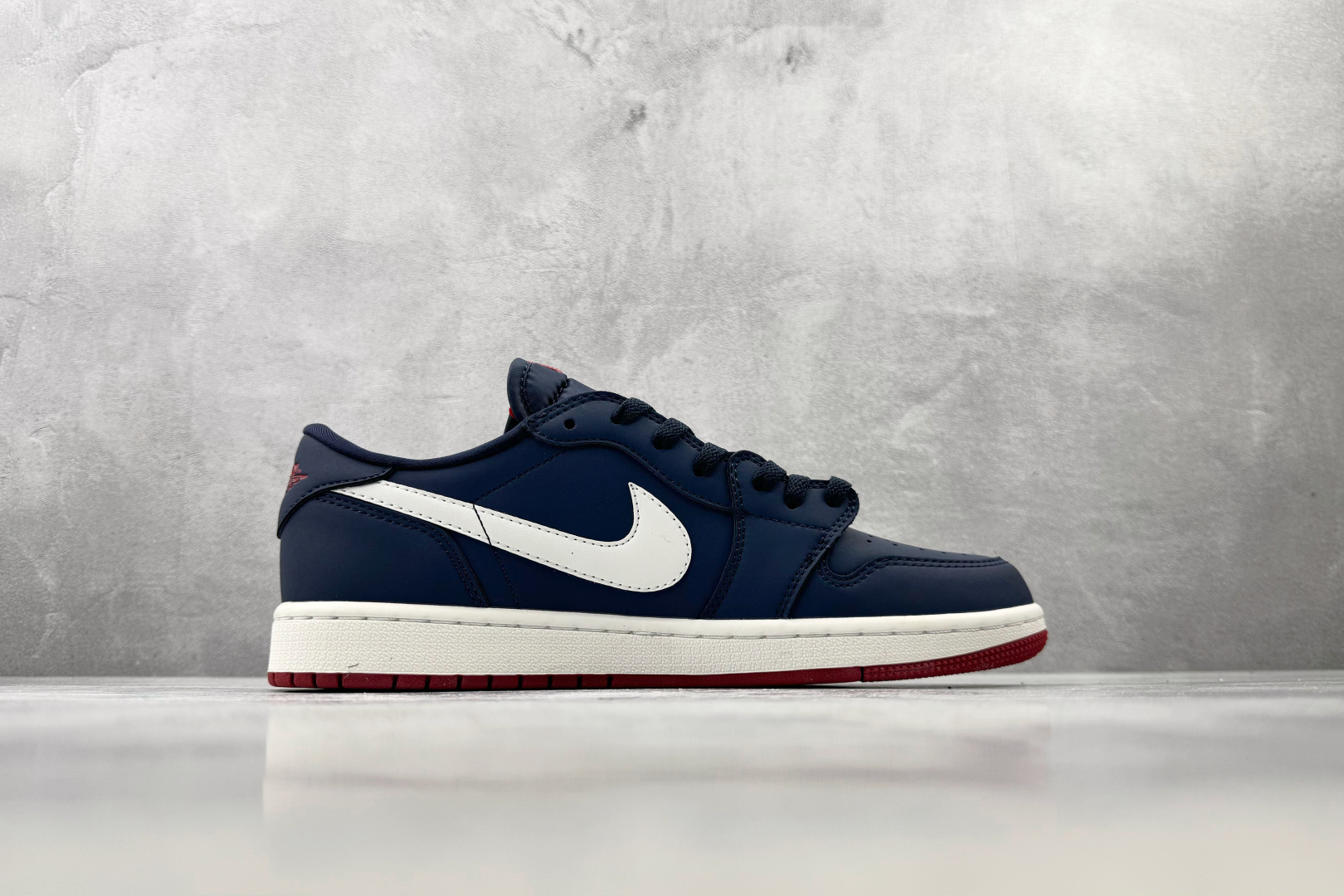 K 版/徐 综合版 Jordan Air Jordan 1 RETRO LOW OG 蓝红 货号：IX8478-410 