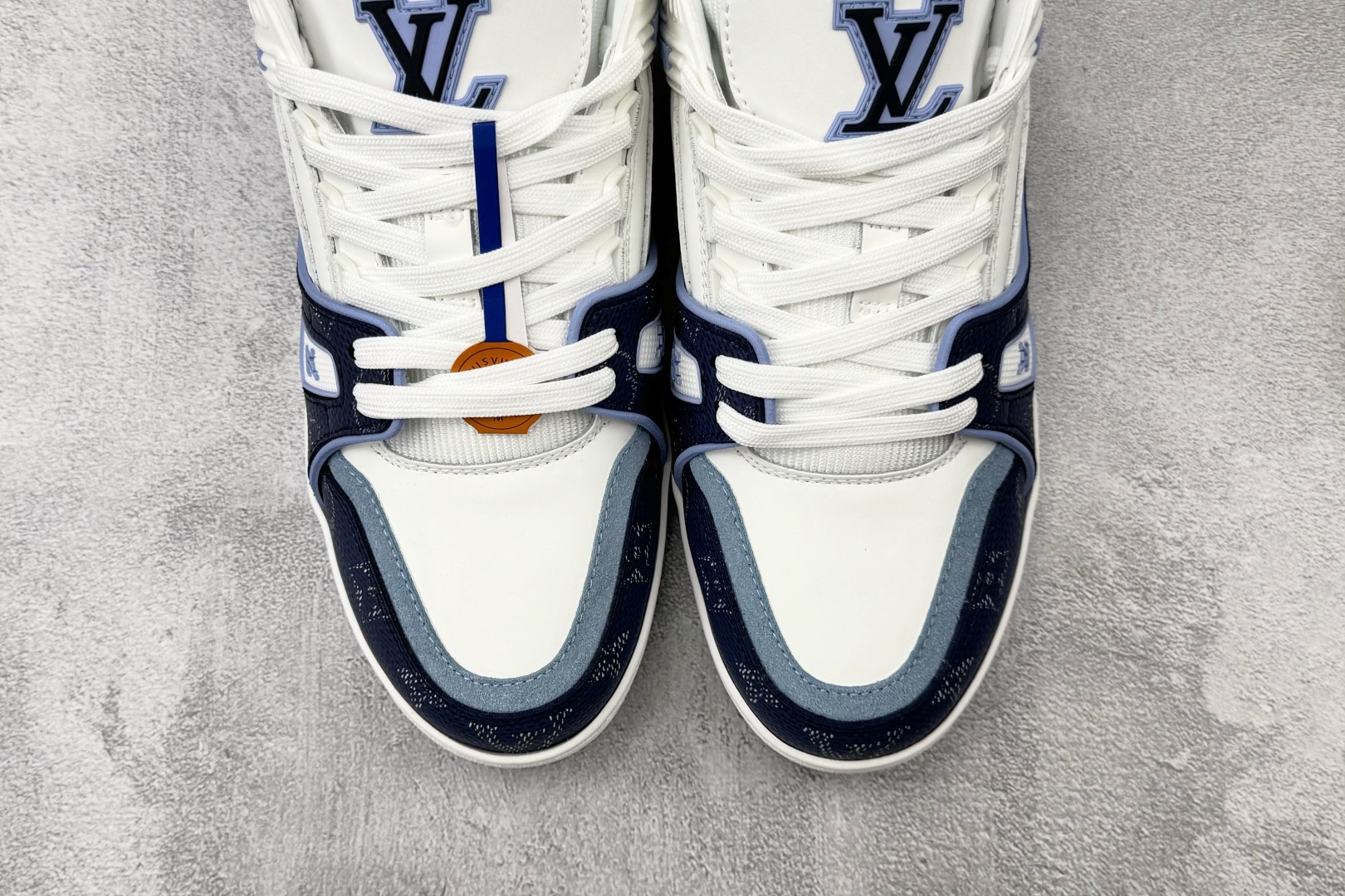 TG版 爆款跑量神器 LOUIS VUITTON Trainer 海军蓝 货号：1AJQLK 尺码：36 37 38 3