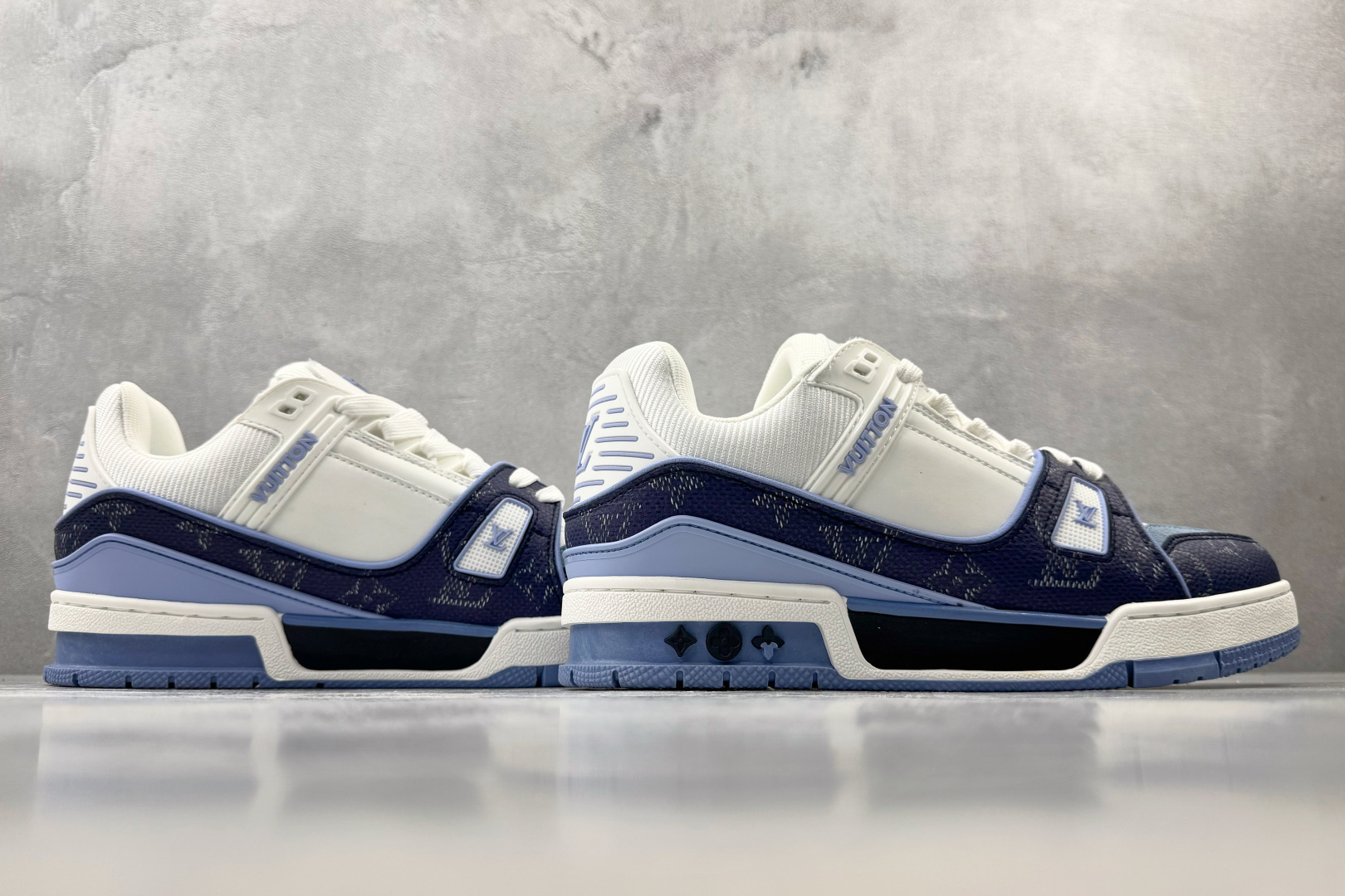 TG版 爆款跑量神器 LOUIS VUITTON Trainer 海军蓝 货号：1AJQLK 尺码：36 37 38 3