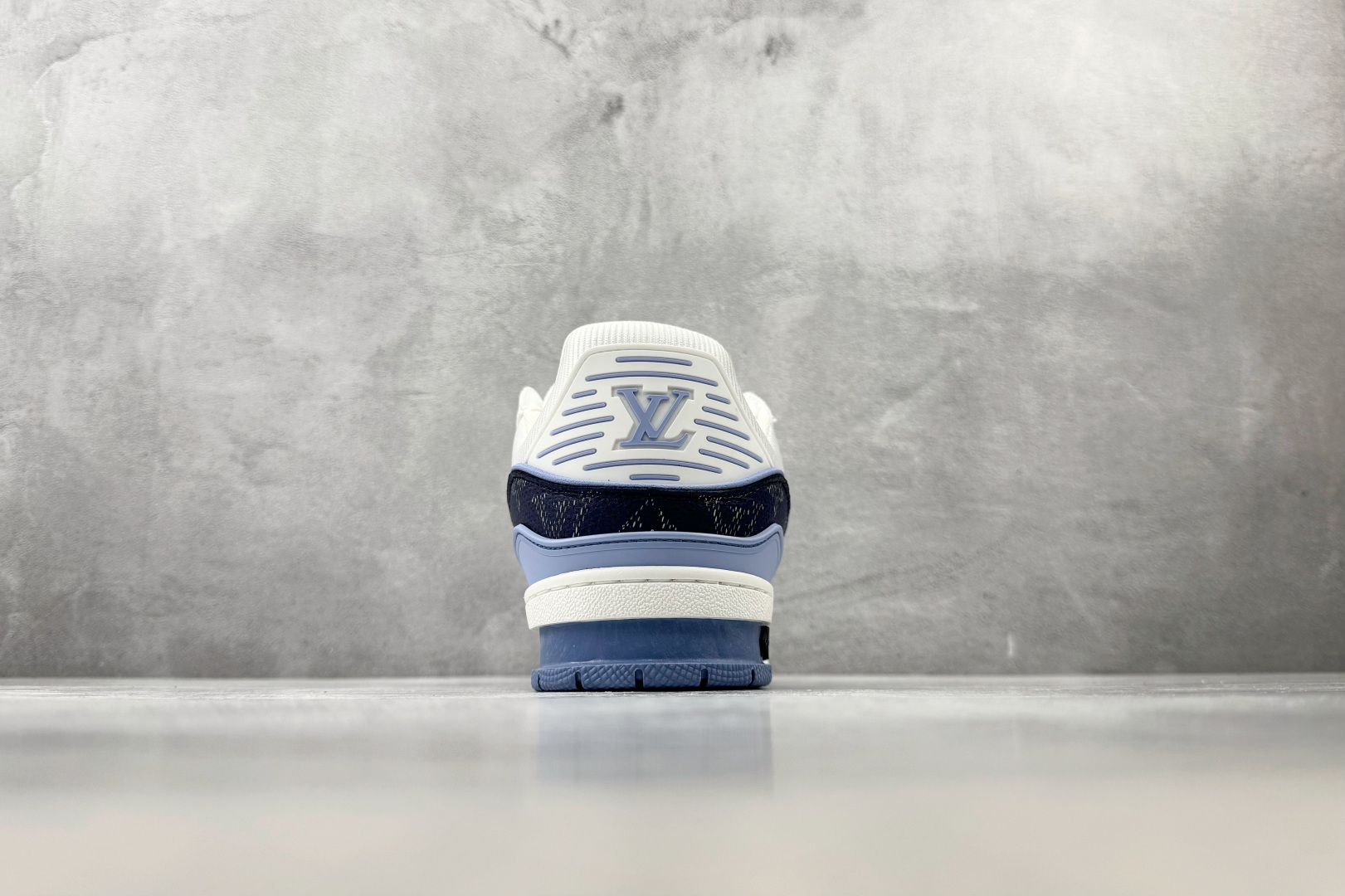 TG版 爆款跑量神器 LOUIS VUITTON Trainer 海军蓝 货号：1AJQLK 尺码：36 37 38 3
